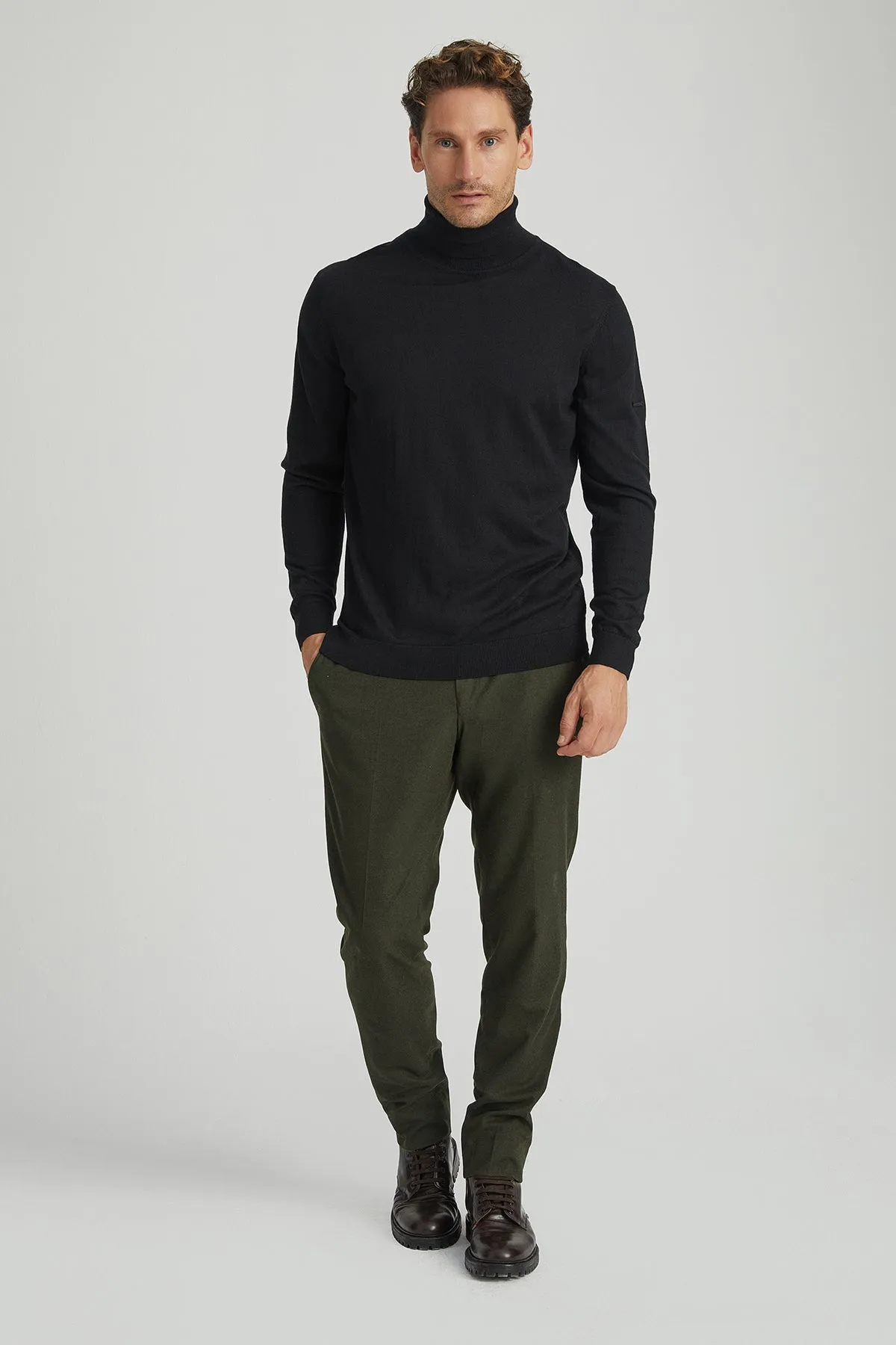 Black Silk and Cashmere Utku Fisherman Men's Knitwear