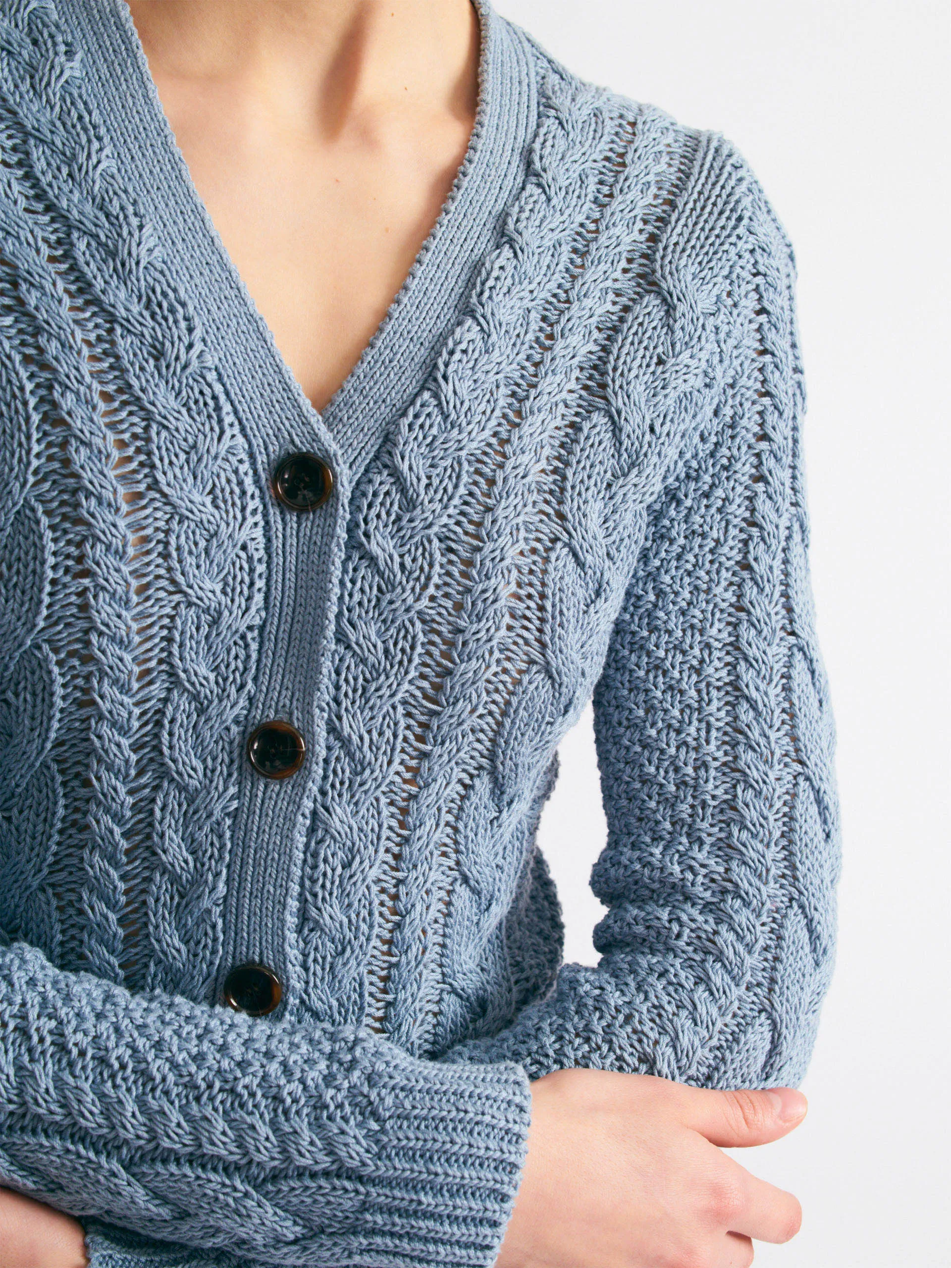 Elmer knit cardigan in smoke blue