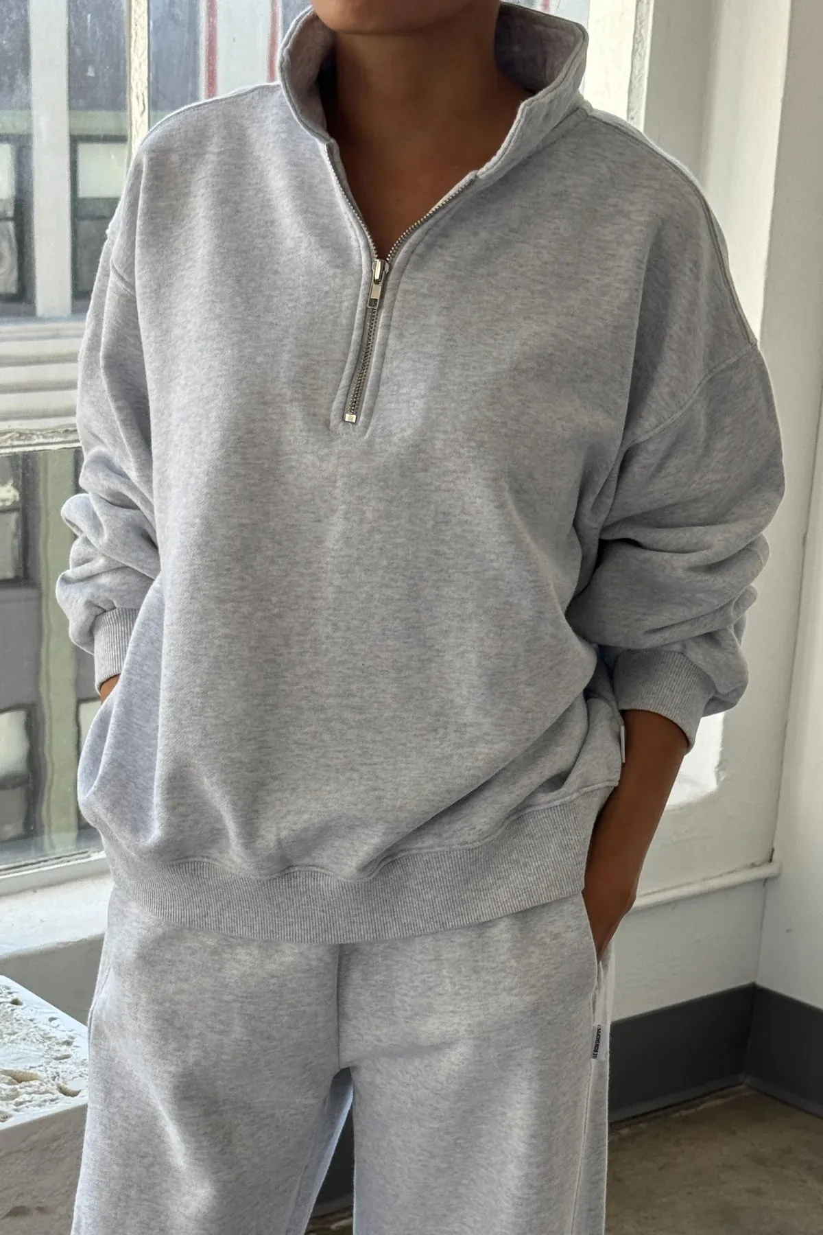 French Terry Noah Sweatshirt (Icy Grey)