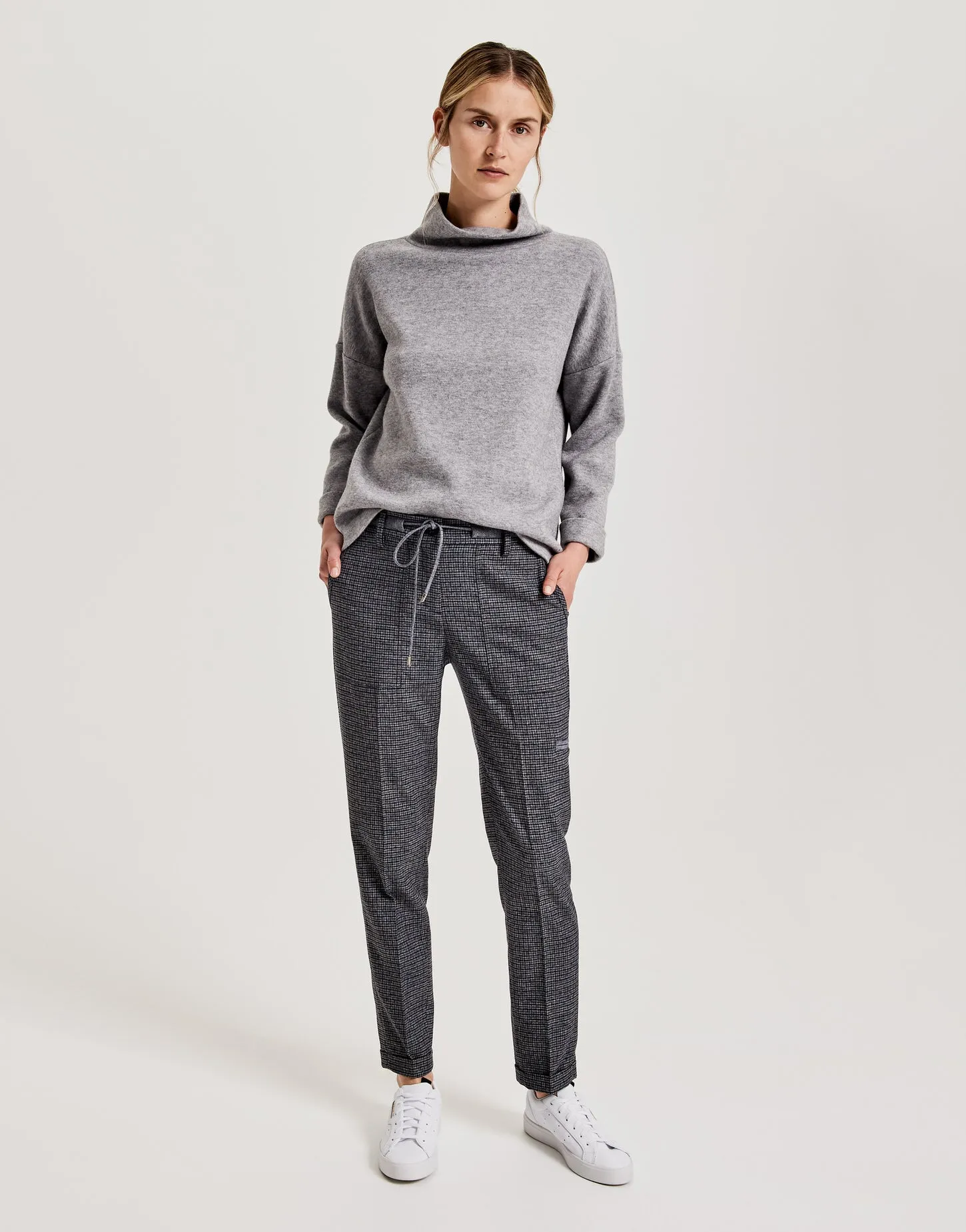 Grey Sweatshirt