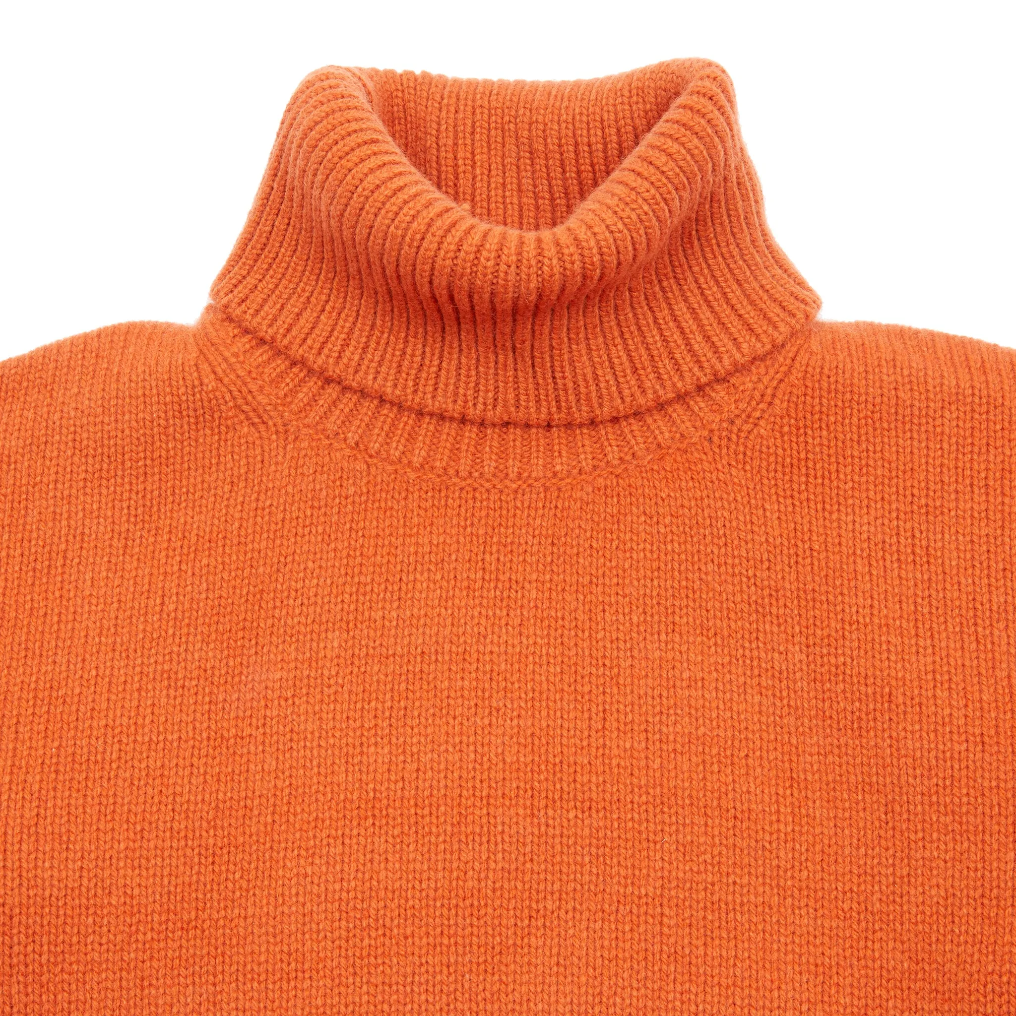 Merz b Schwanen Good Basics Cashmere/Merino Turtleneck Pullover in Rust